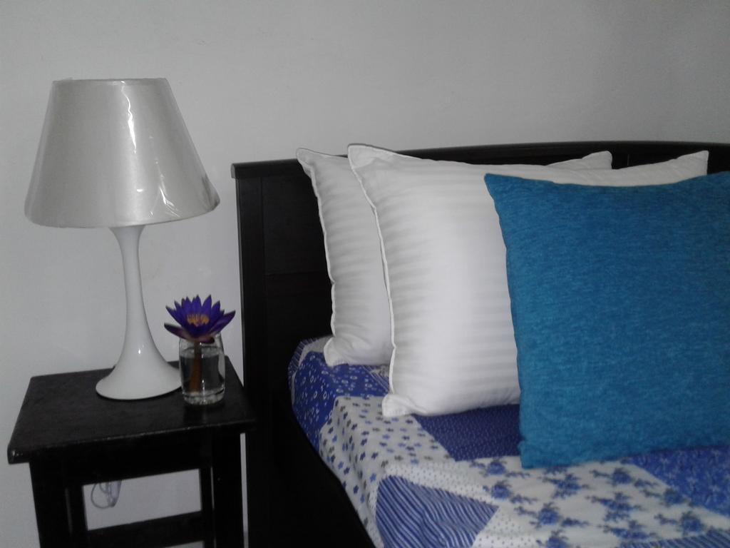 Anusha Apartment 15 Homestay Galle Exterior photo