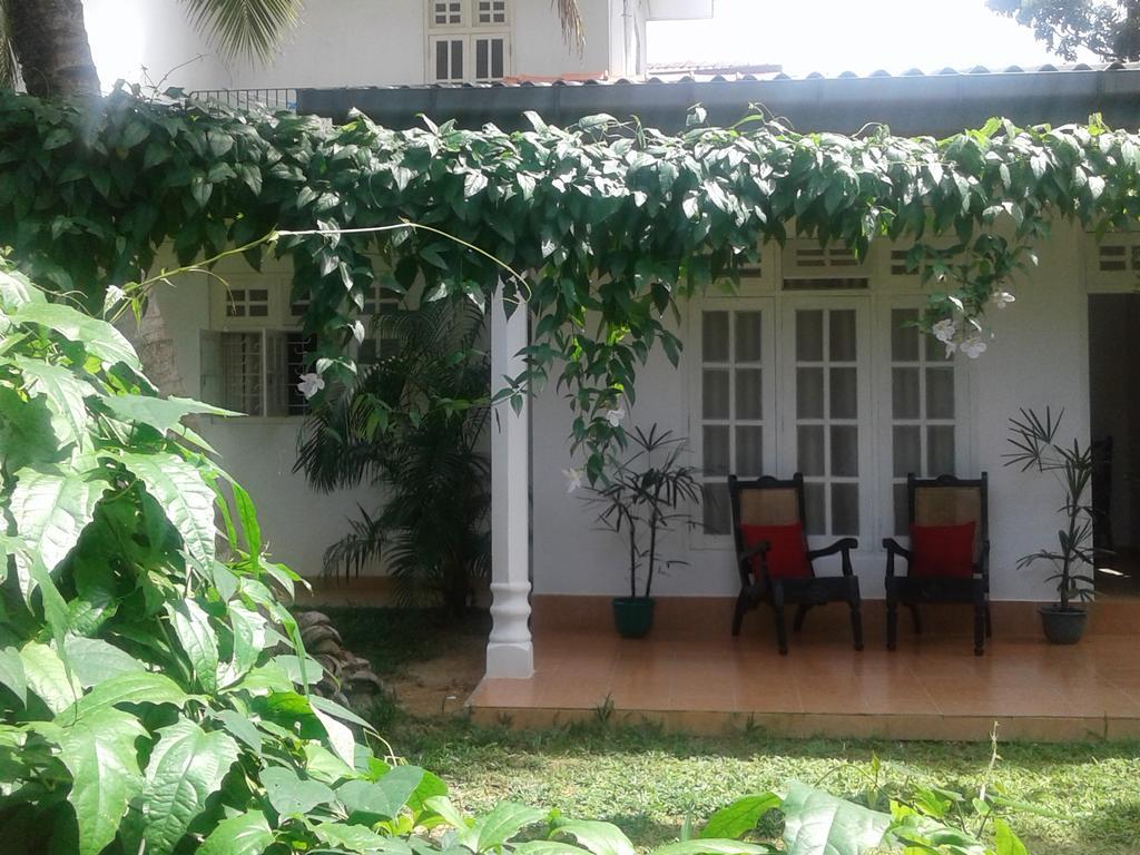 Anusha Apartment 15 Homestay Galle Exterior photo